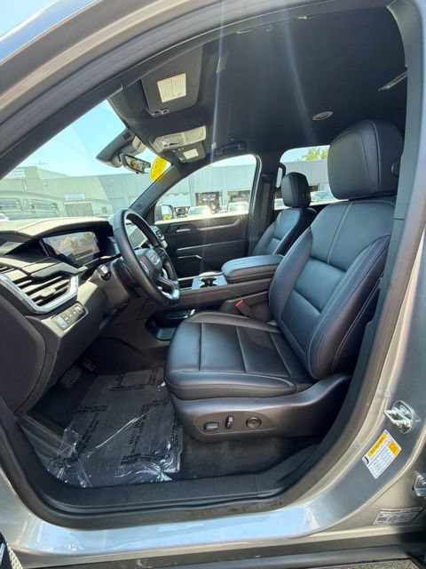 Used 2026 GMC Acadia Elevation w/ Elevation Premium Package AWD/4WD image 10