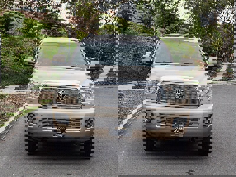 Used 2013 Toyota Sequoia SR5 image 2