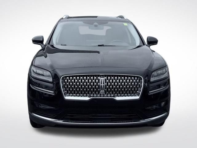 Used 2022 Lincoln Nautilus Reserve AWD/4WD image 2