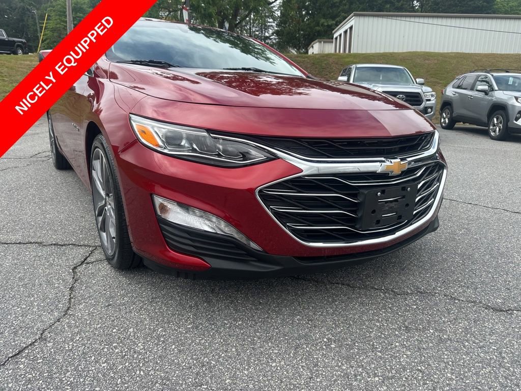Used 2024 Chevrolet Malibu LT FWD image 1