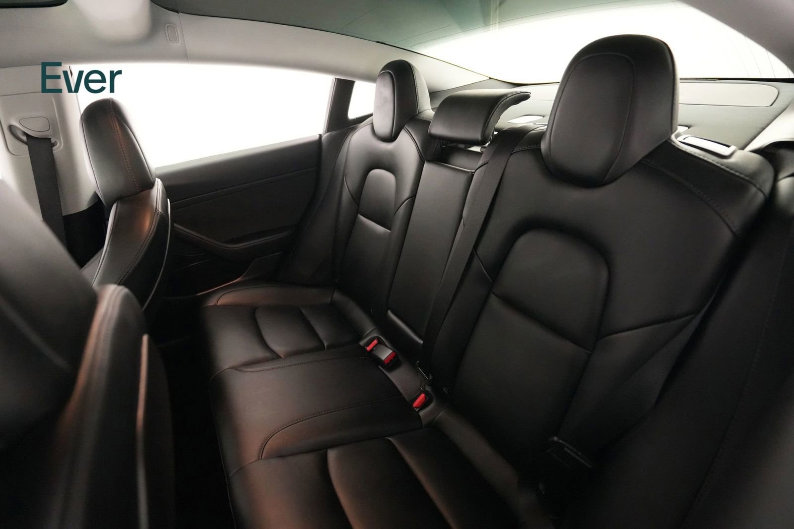 Used 2020 Tesla Model 3 Standard Range image 24