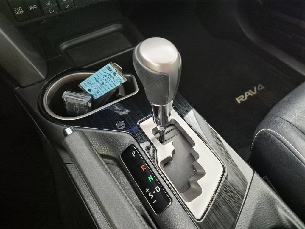 Used 2016 Toyota RAV4 Limited w/ Advanced Technology Package FWD image 17