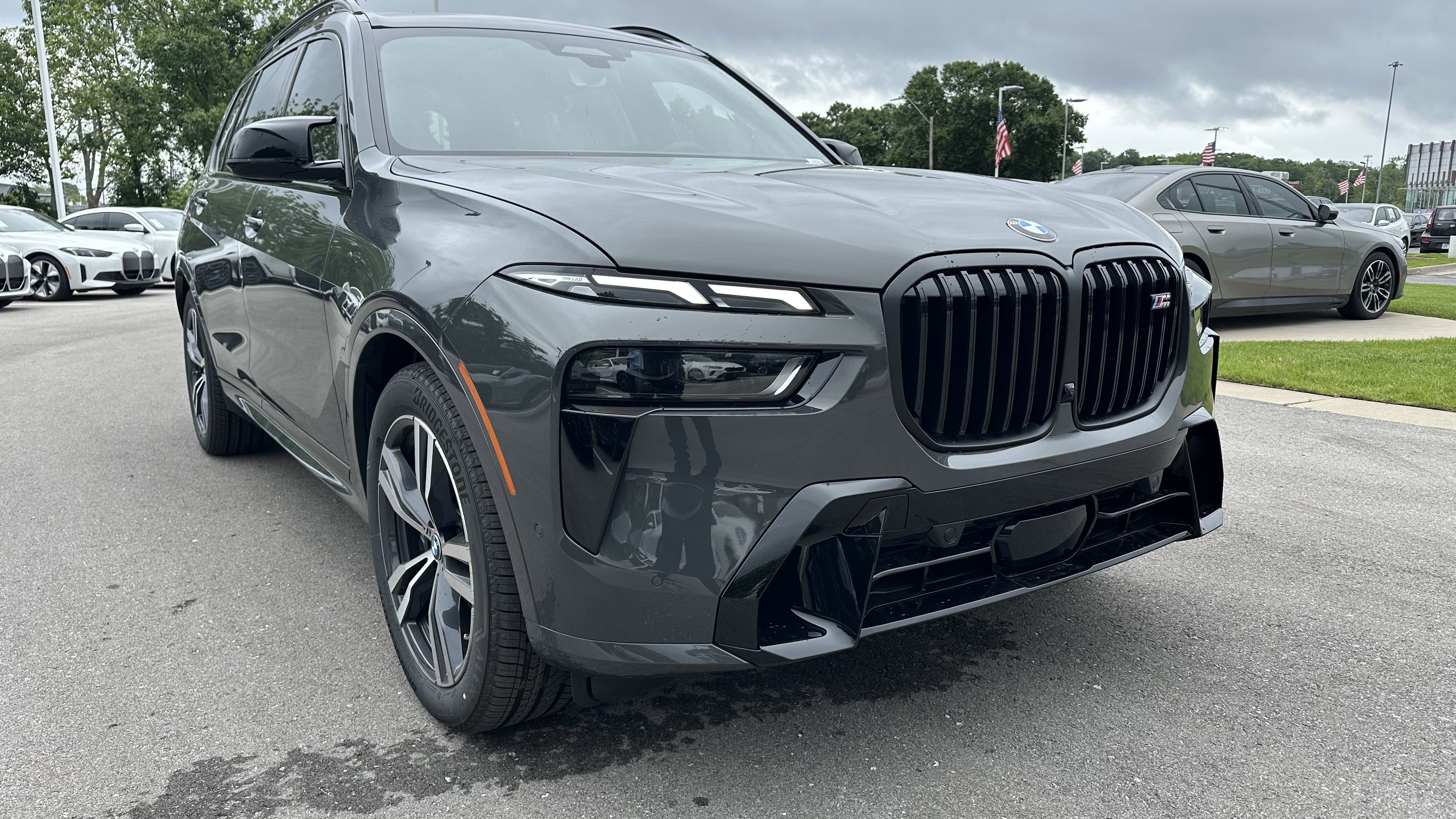 Used 2026 BMW X7 M60i image 2