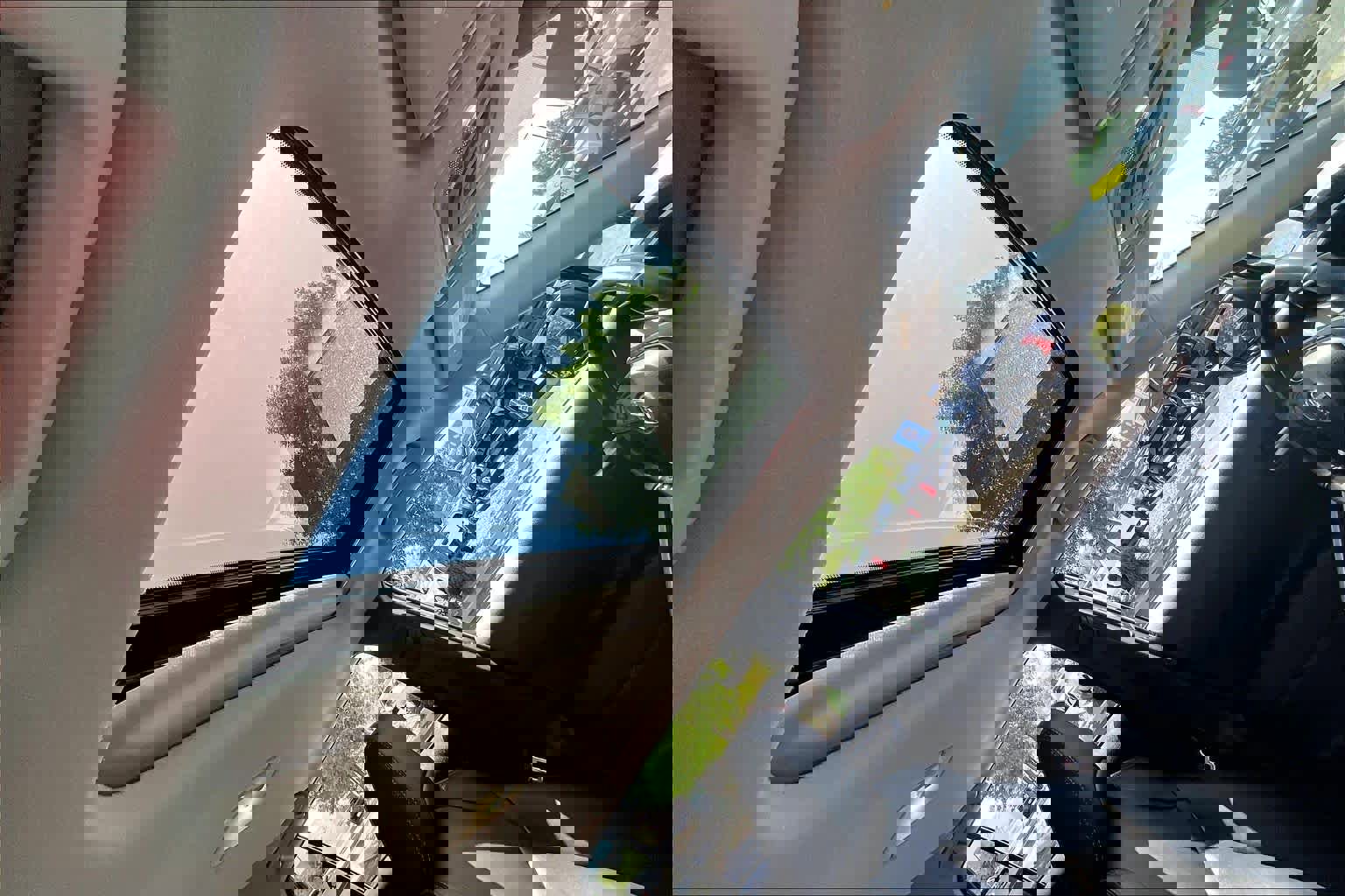 Used 2022 Toyota Corolla Cross XLE w/ Convenience Package image 14