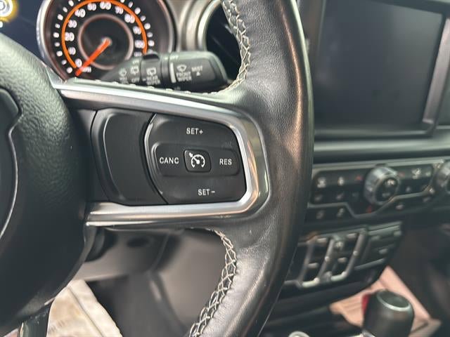 Used 2023 Jeep Wrangler Unlimited Sahara w/ Cold Weather Group AWD/4WD image 17