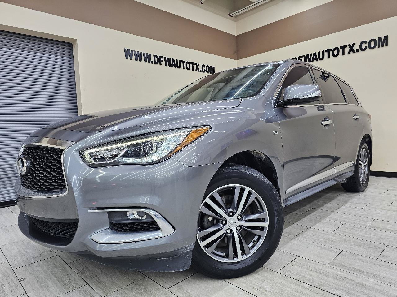 Used 2020 INFINITI QX60 Pure FWD image 1