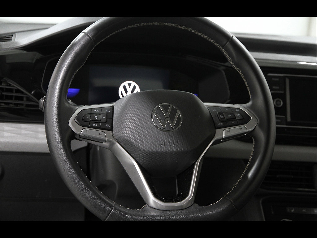 Used 2023 Volkswagen Taos S image 7