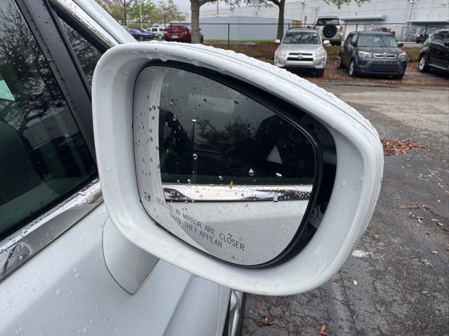 Used 2018 Chrysler Pacifica Touring Plus w/ Tire & Wheel Group image 5