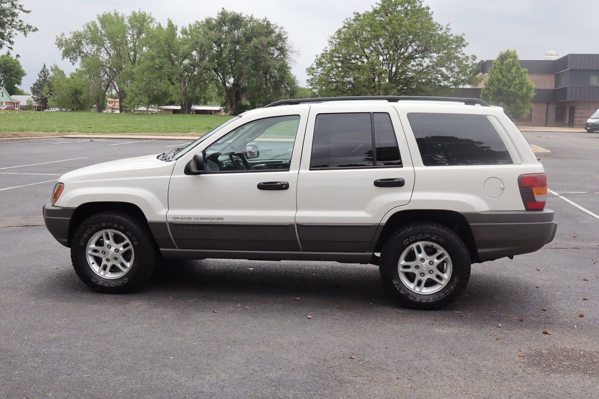 Used 2002 Jeep Grand Cherokee Laredo AWD/4WD image 9