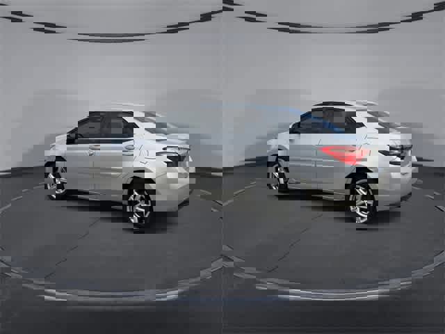 Used 2017 Toyota Corolla L image 6