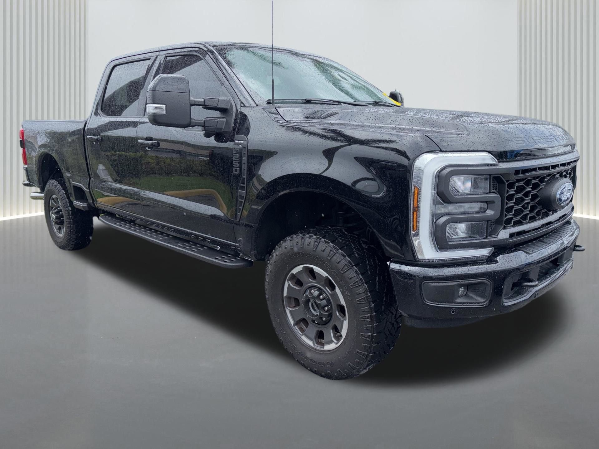 Used 2024 Ford F250 Lariat w/ Lariat Ultimate Package AWD/4WD image 2