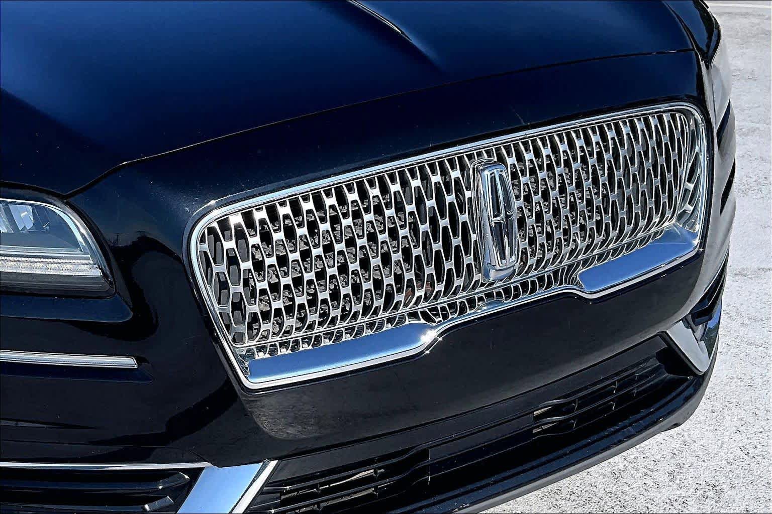Used 2019 Lincoln Nautilus Reserve w/ Driver Assistance Package AWD/4WD image 29