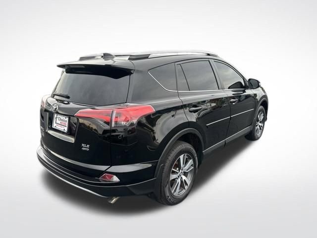 Used 2018 Toyota RAV4 XLE w/ Plus Extra Value Package AWD/4WD image 5