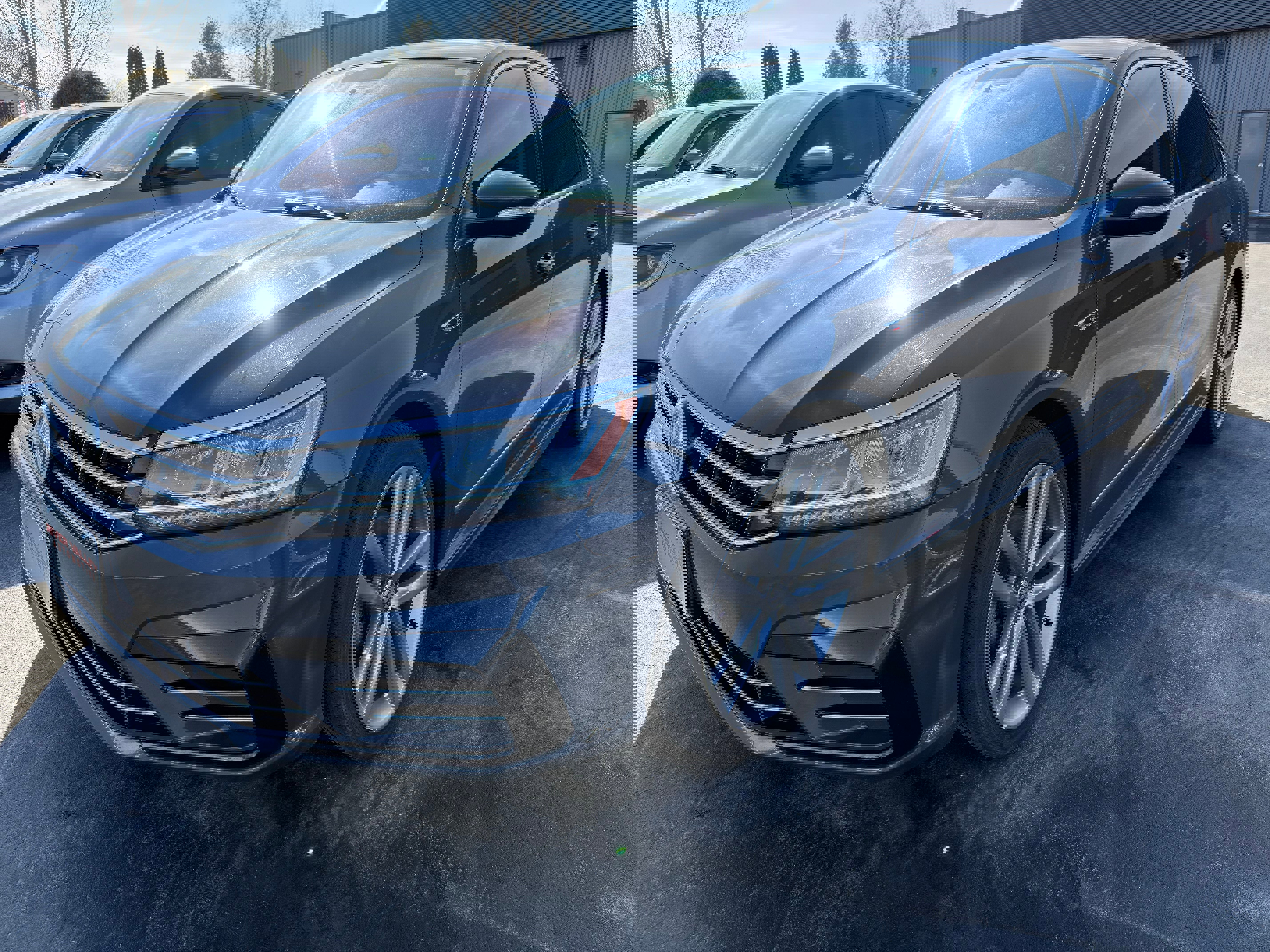 Used 2017 Volkswagen Passat 1.8T R-Line w/ R-Line Lighting Package FWD image 1