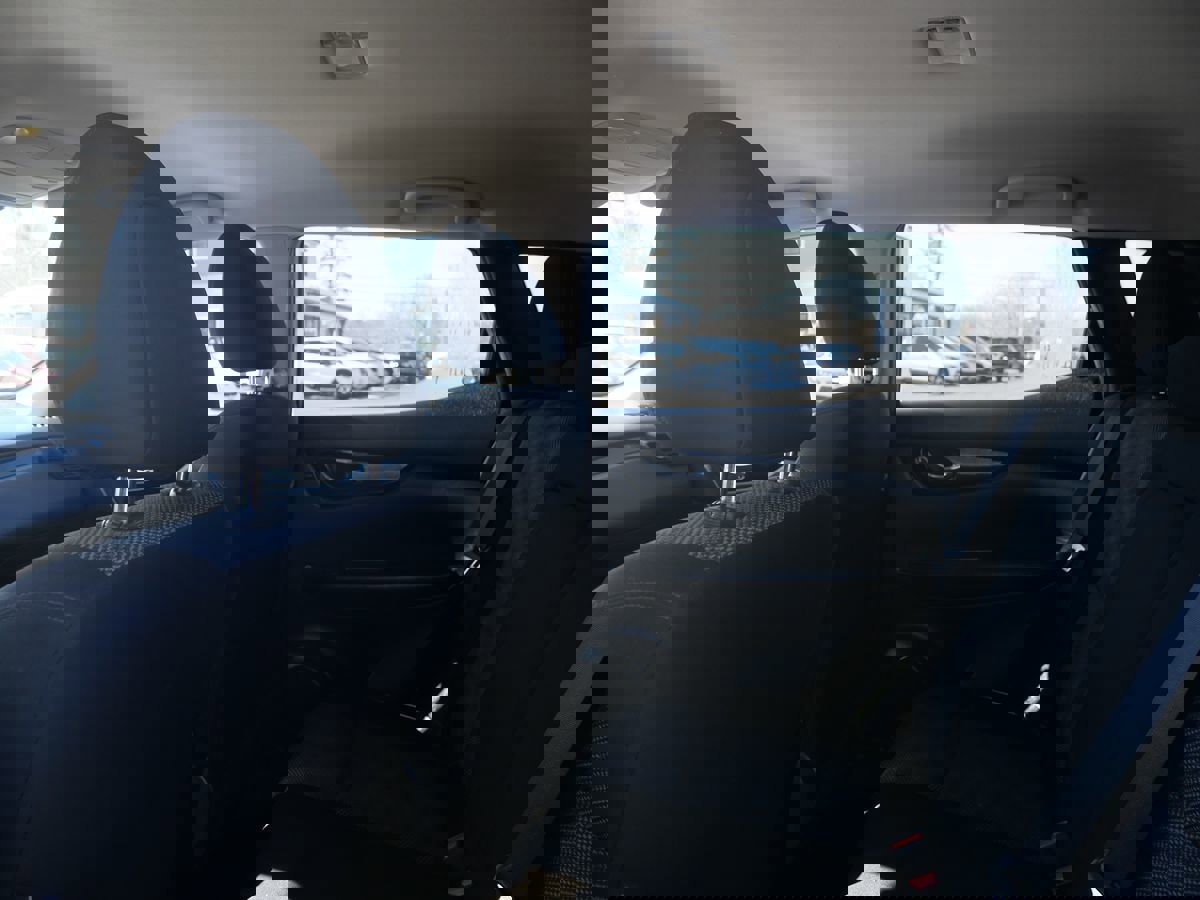 Used 2019 Nissan Rogue Sport SV w/ All-Weather Package image 20