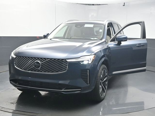 New 2026 Volvo XC90 T8 Ultra w/ Protection Package Premier image 6