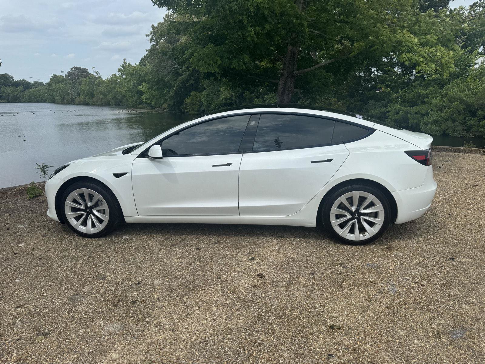 Used 2021 Tesla Model 3 Long Range AWD/4WD image 10