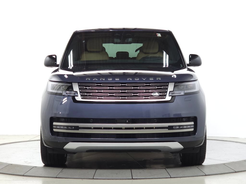 Certified 2025 Land Rover Range Rover SE AWD/4WD image 12