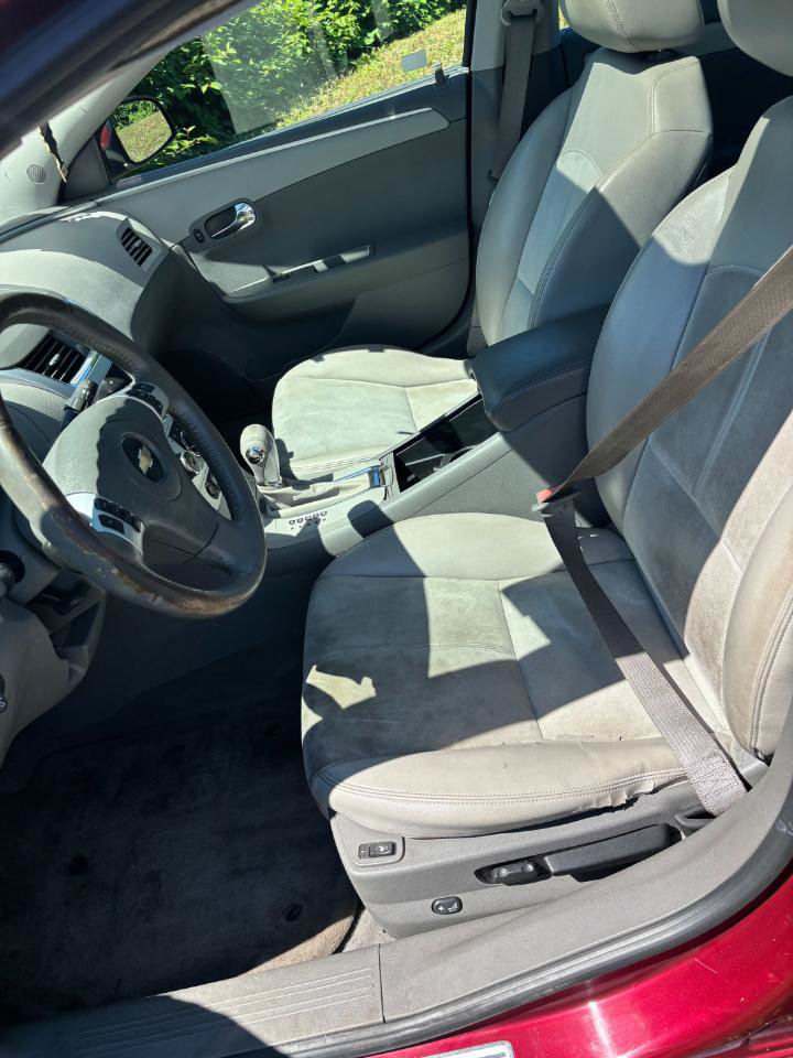 Used 2010 Chevrolet Malibu LT w/ Premium Audio Package FWD image 18