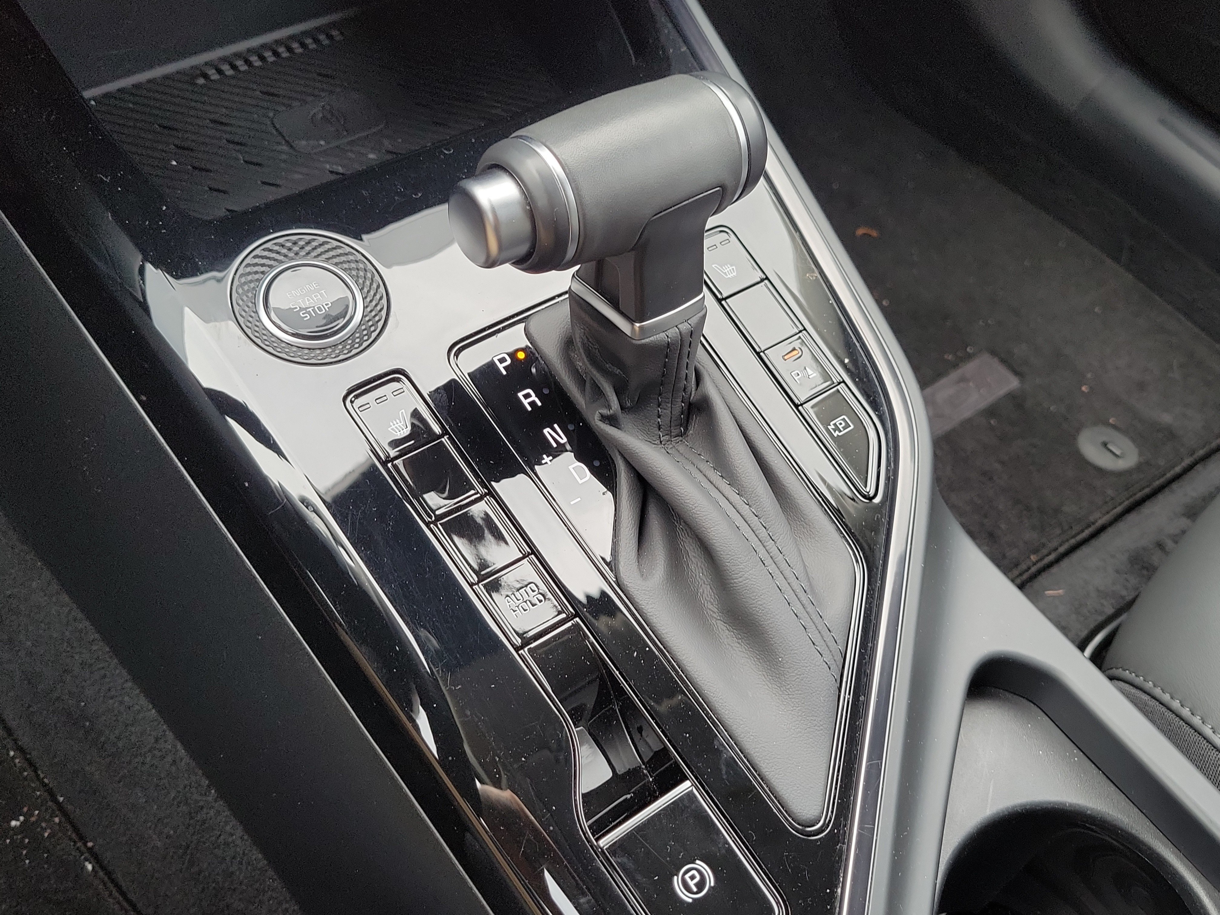 Certified 2025 Kia Niro EX FWD image 34