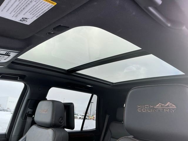 Used 2024 Chevrolet Tahoe High Country w/ Advanced Technology Package image 34