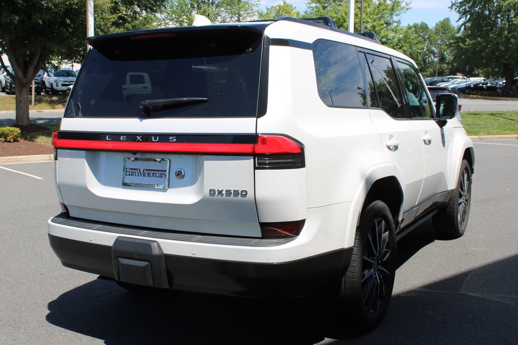 Used 2024 Lexus GX 550 w/ Accessory Package (Z1) AWD/4WD image 4