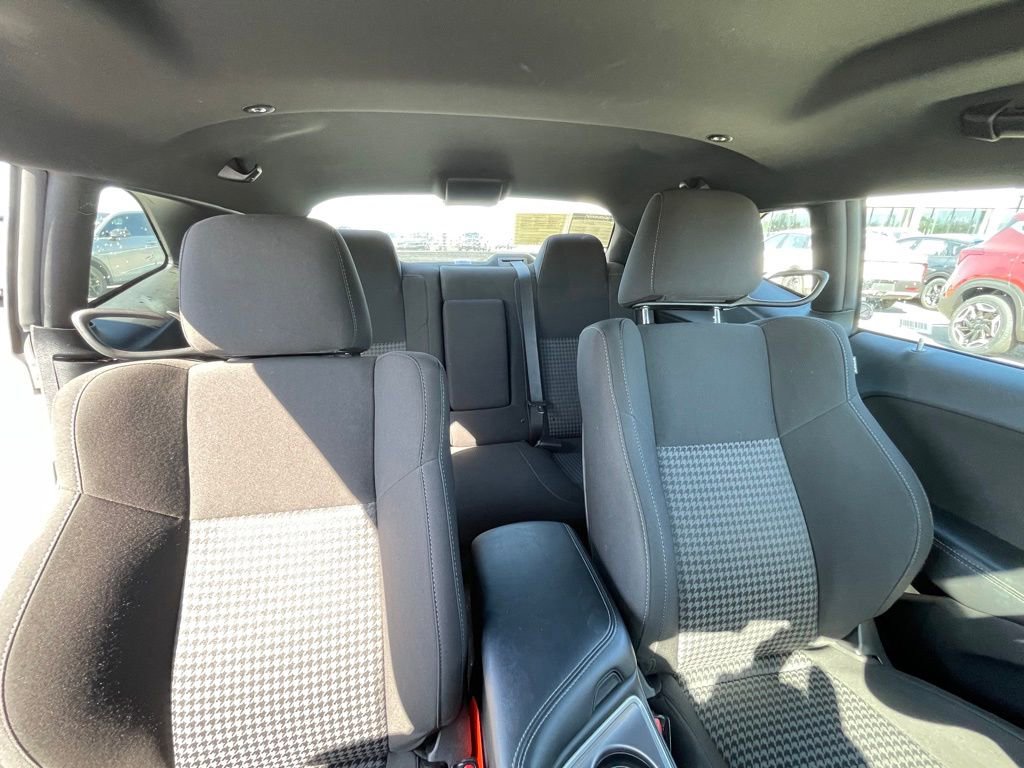 Used 2022 Dodge Challenger R/T w/ Blacktop Package image 27