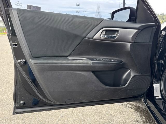 Used 2015 Honda Accord LX image 21