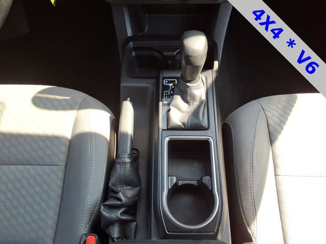 Used 2021 Toyota Tacoma SR AWD/4WD image 25