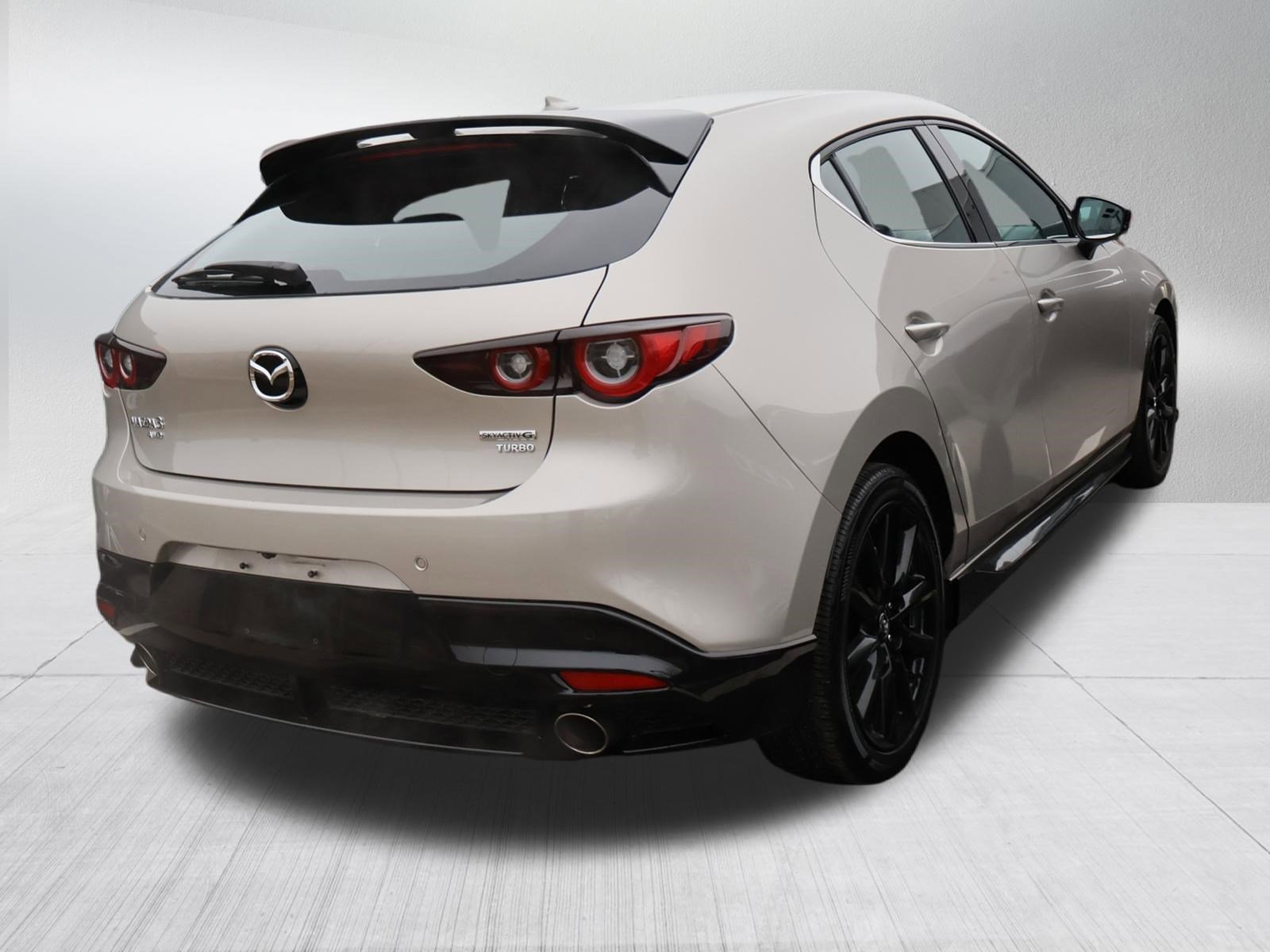 Used 2023 MAZDA MAZDA3 Hatchback w/ Appearance Package image 6