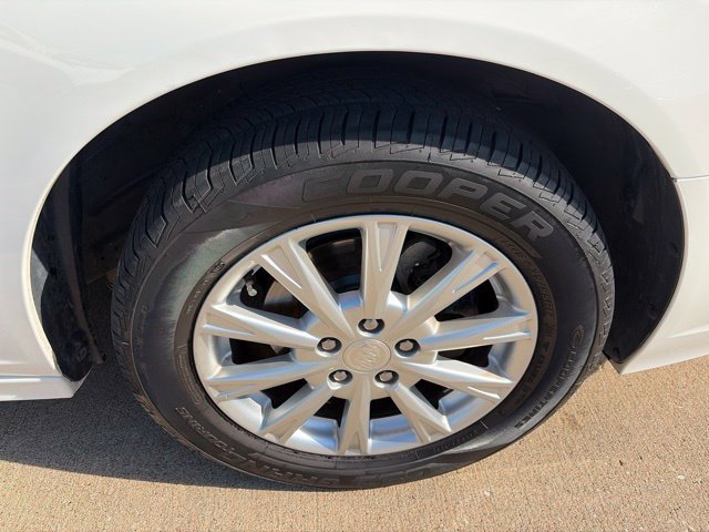 Used 2010 Buick Lucerne CXL w/ Driver Confidence Package FWD image 54