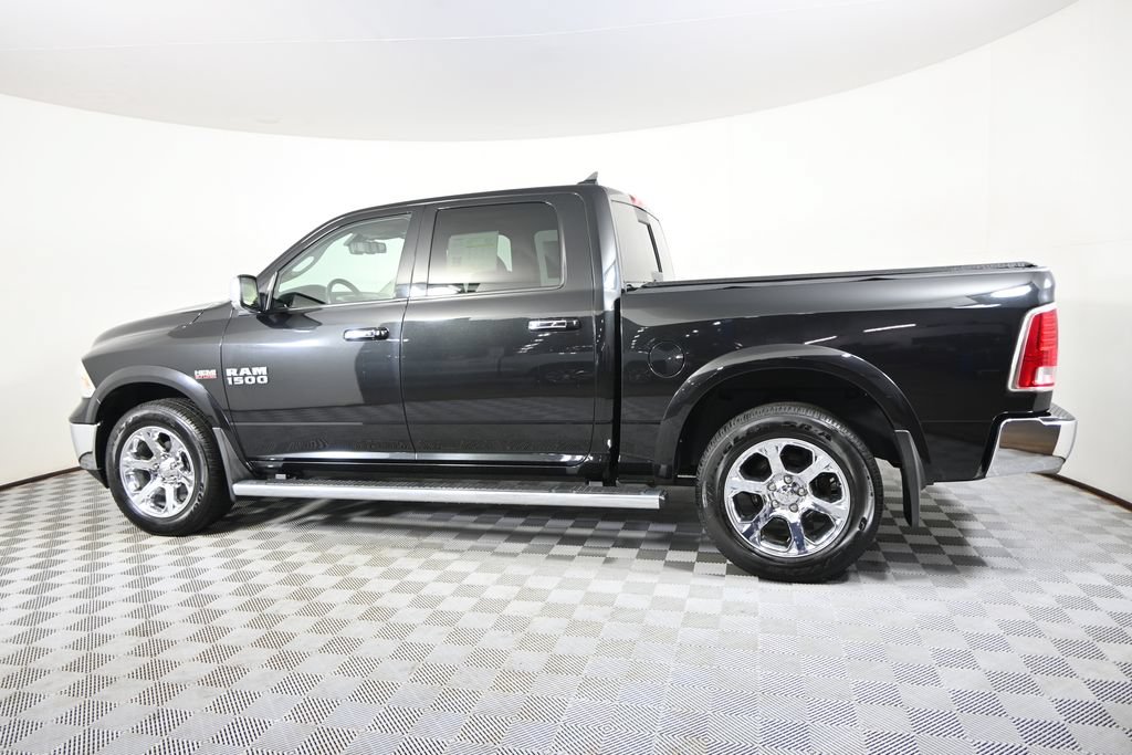 Used 2016 RAM 1500 Laramie w/ Convenience Group AWD/4WD image 3