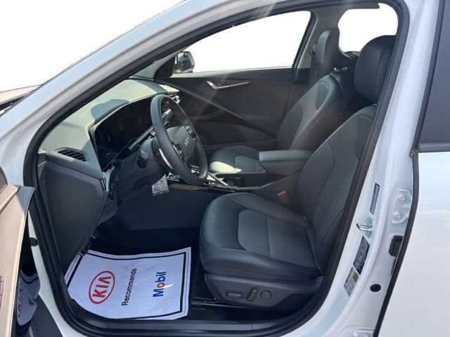 Certified 2025 Kia Niro EX Touring FWD image 10