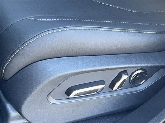 Used 2026 Acura RDX Base image 28