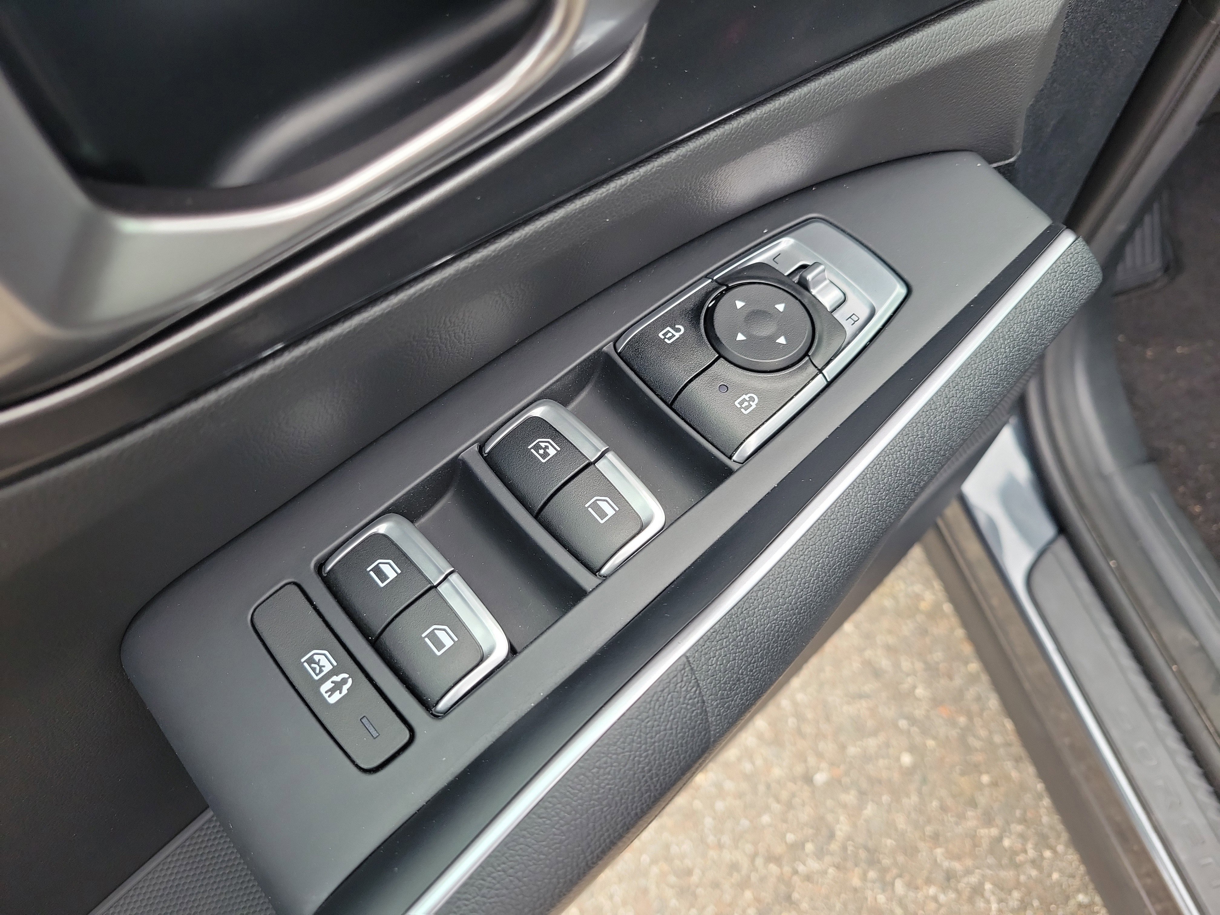 Certified 2023 Kia Sorento S FWD image 20