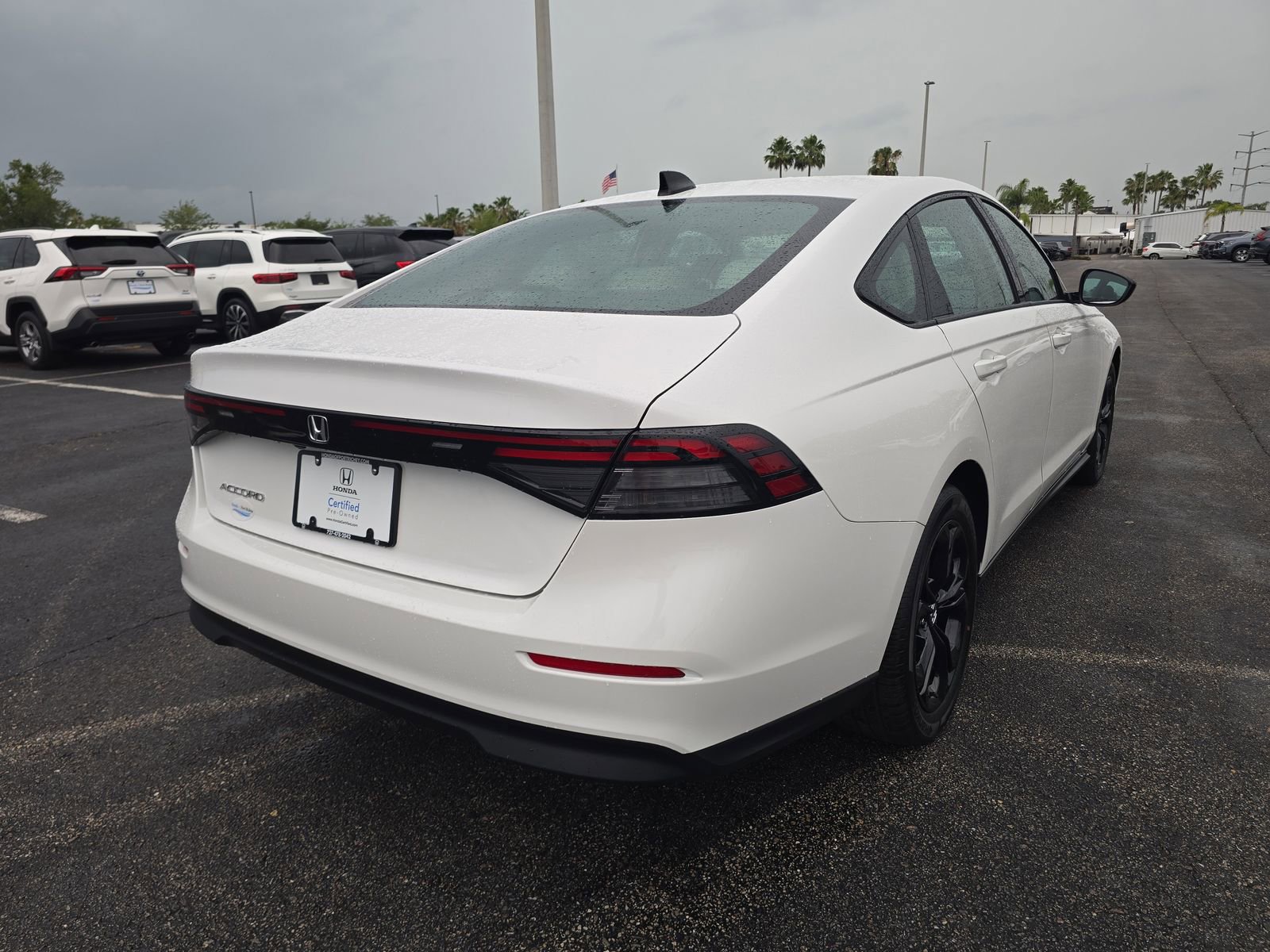 Certified 2025 Honda Accord SE image 4