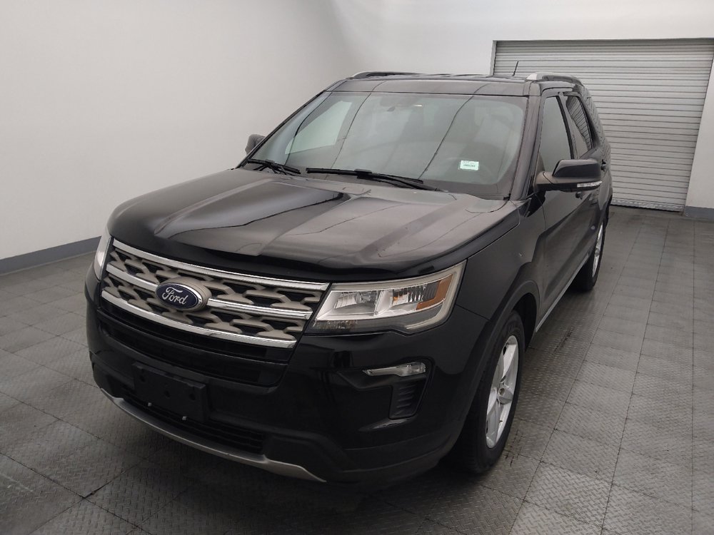 Used 2018 Ford Explorer XLT w/ Equipment Group 201A FWD image 15