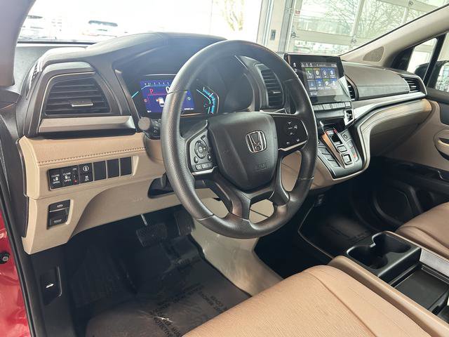 Used 2023 Honda Odyssey EX image 16