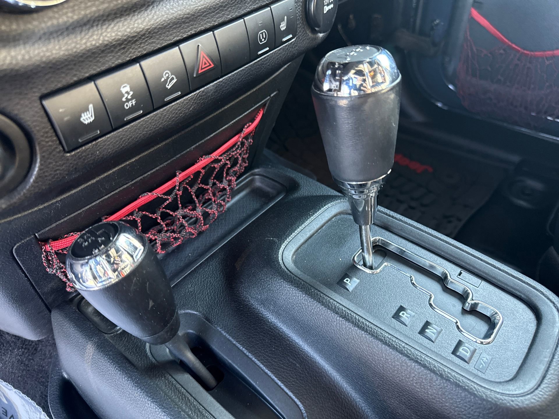 Used 2017 Jeep Wrangler Unlimited Rubicon image 20