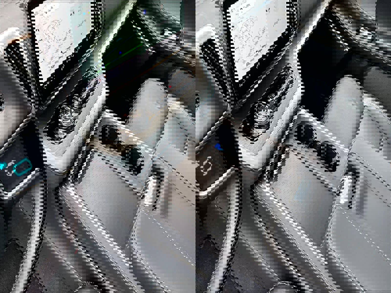 Used 2025 Ford Expedition Platinum image 21