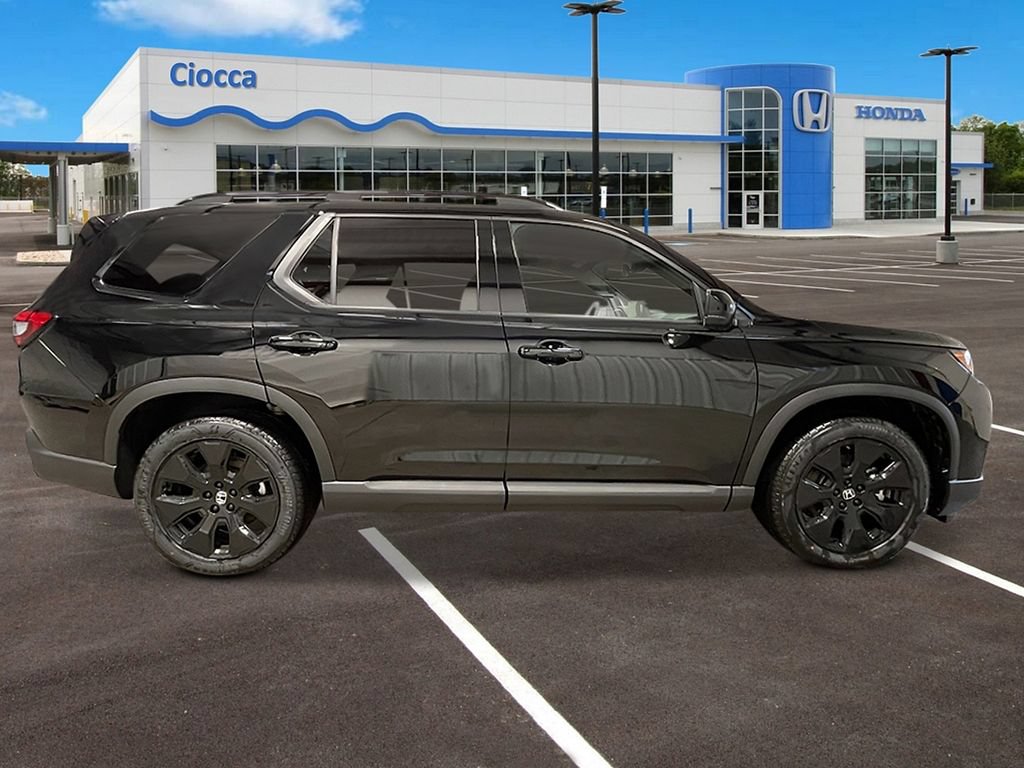 New 2026 Honda Pilot Black Edition image 8