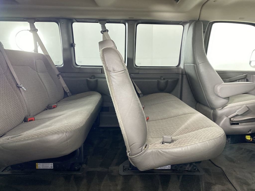 Used 2016 Chevrolet Express 3500 LT w/ LT Preferred Equipment Group image 25