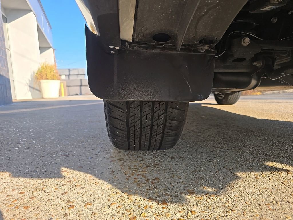 Used 2023 Lexus GX 460 Premium w/ Accessory Package image 44