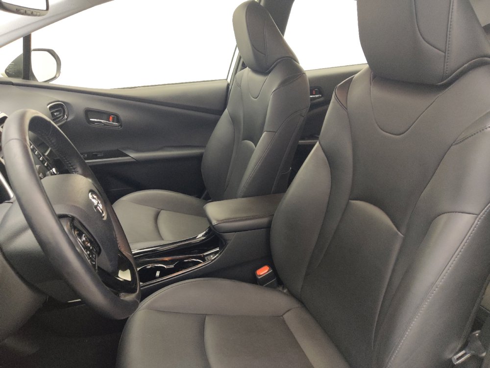 Used 2022 Toyota Prius XLE FWD image 17