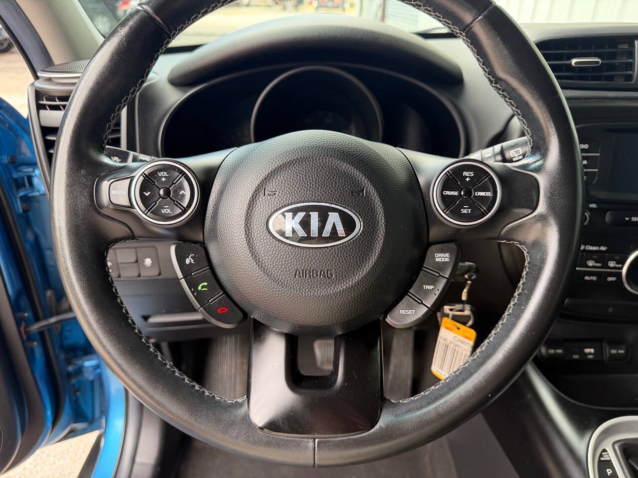 Used 2017 Kia Soul + w/ Designer's Package FWD image 22