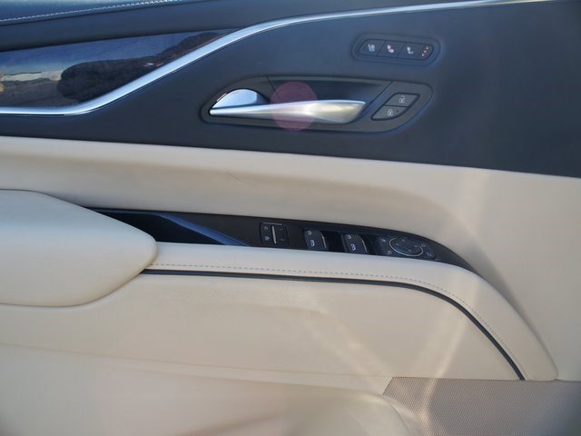 Certified 2022 Cadillac Escalade Premium Luxury w/ LPO, Floor Liner Package image 31