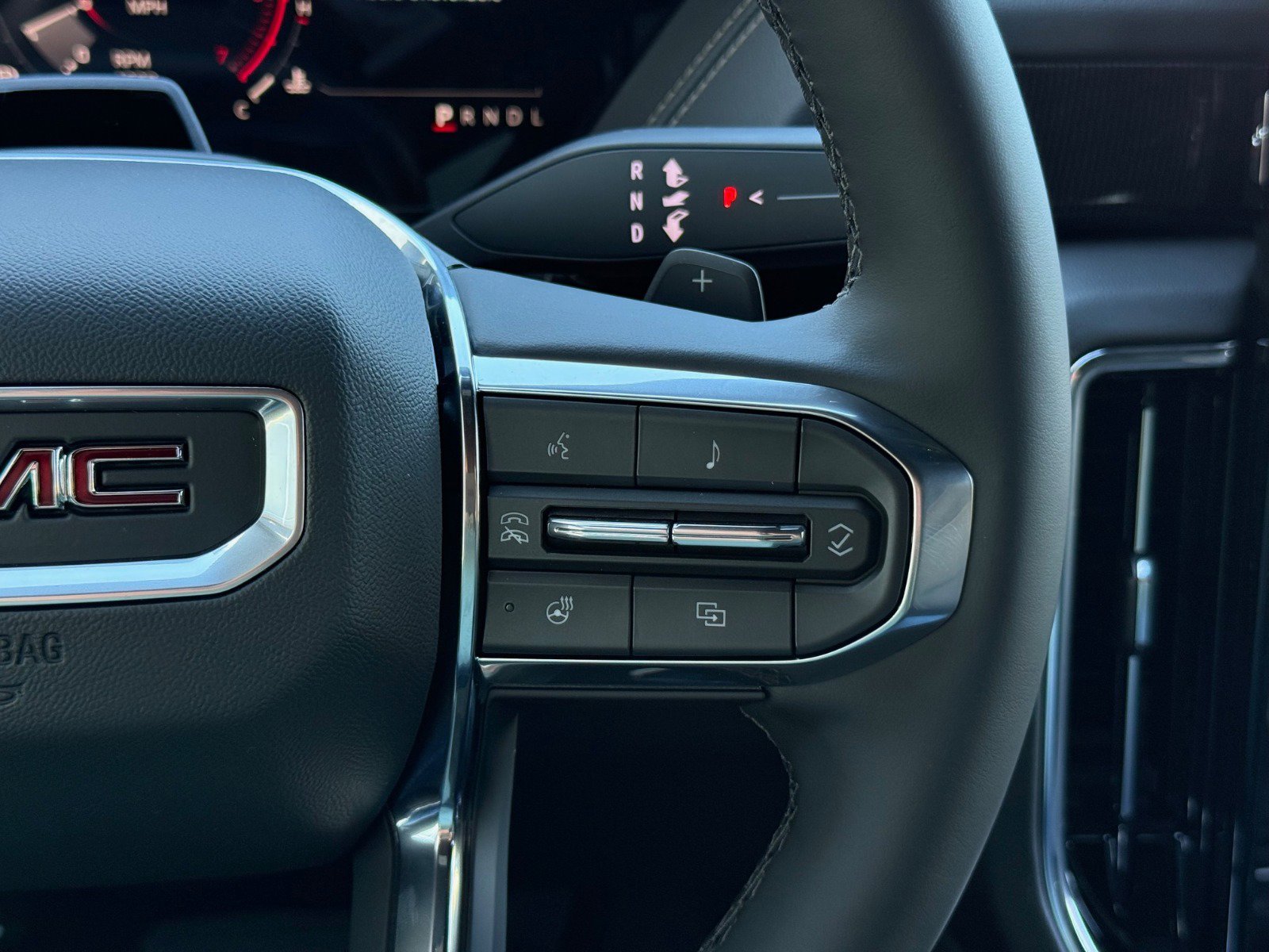 New 2026 GMC Yukon Elevation w/ Elevation Premium Package image 26