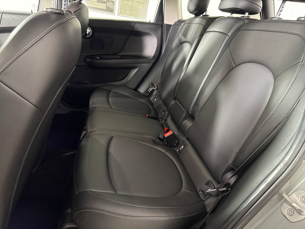 Used 2020 MINI Cooper Countryman FWD image 11