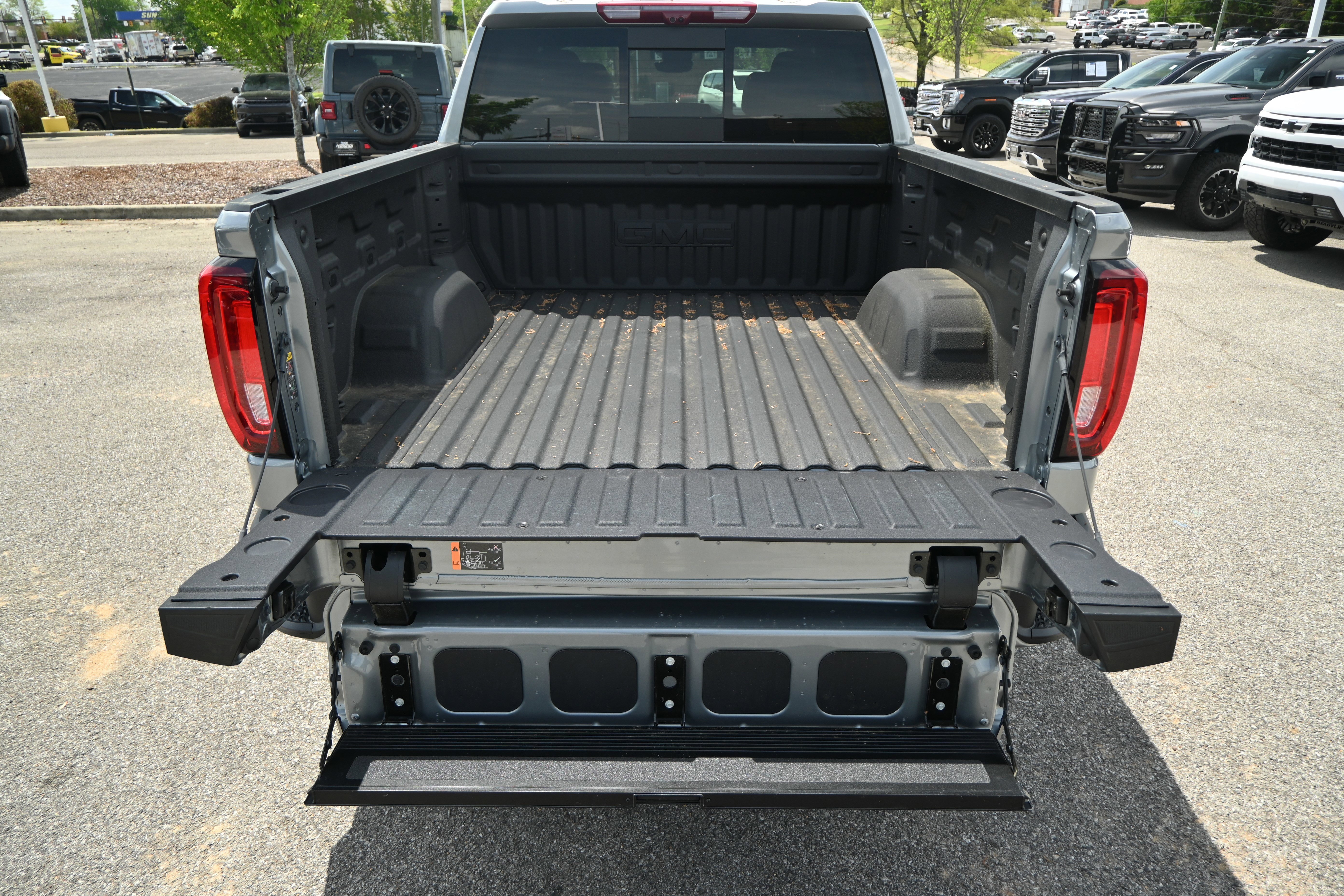 Used 2026 GMC Sierra 1500 AT4 w/ AT4 Premium Package image 14
