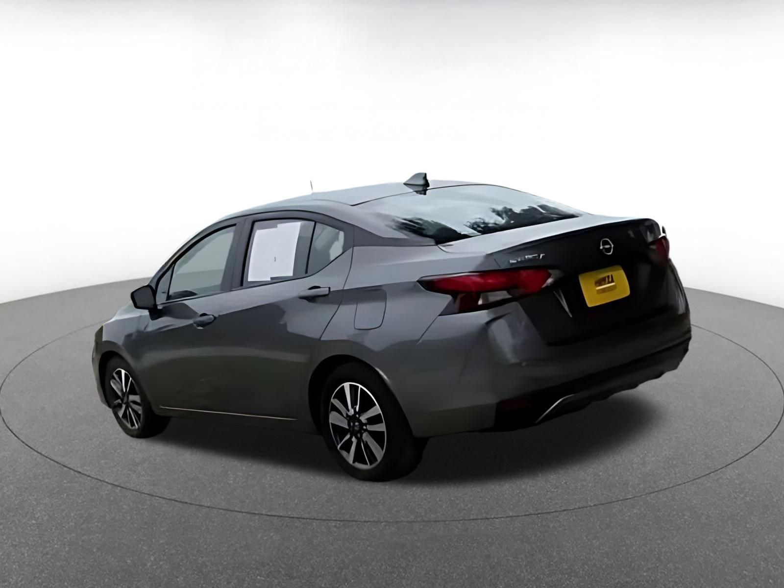 Used 2025 Nissan Versa SV FWD image 16